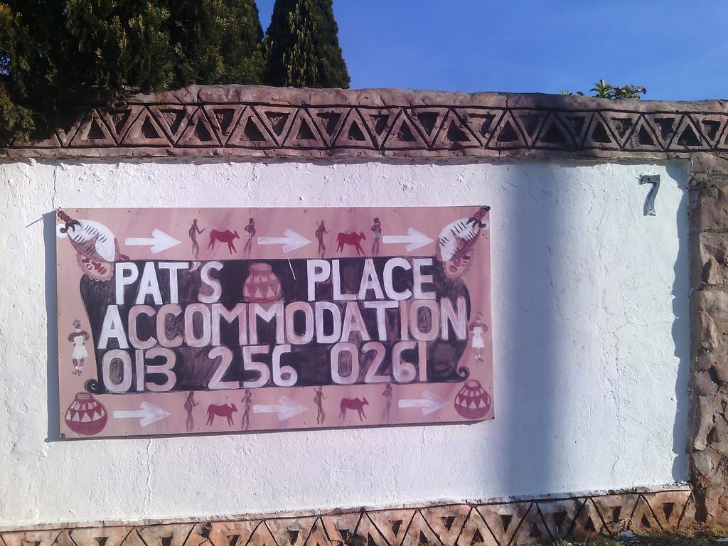 Pat'S Place Machadodorp エクステリア 写真