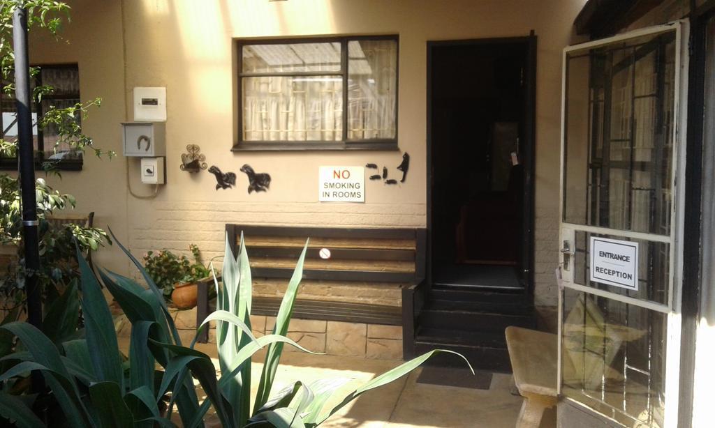 Pat'S Place Machadodorp エクステリア 写真